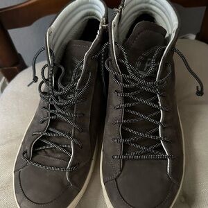 P448 Gray Sneakers Minimalist